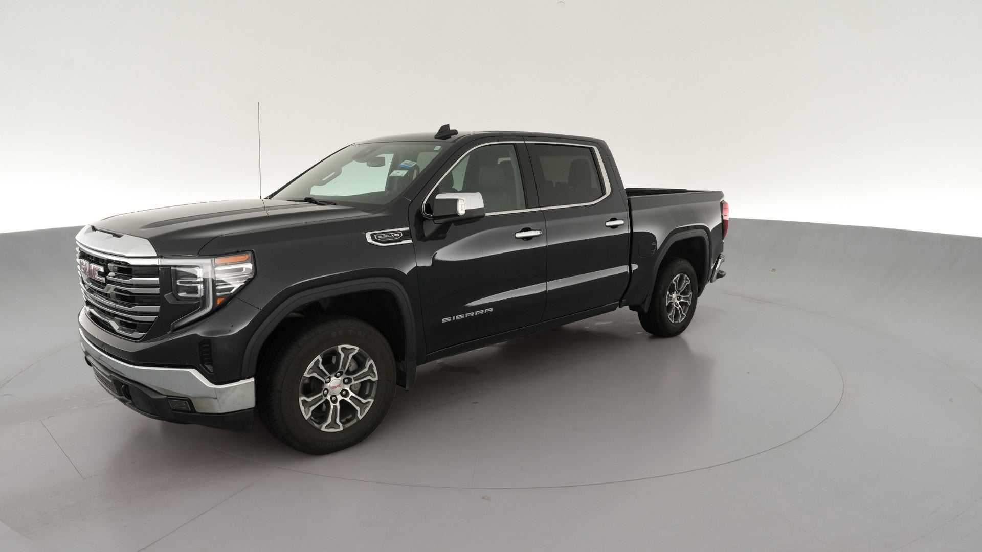2025 GMC Sierra 1500 Crew Cab vehicle photo