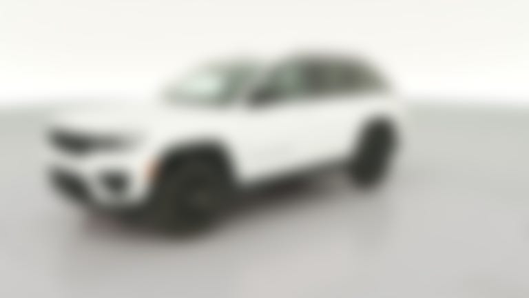 2025 Jeep Grand Cherokee vehicle photo