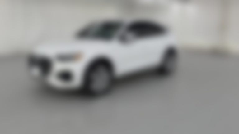 2024 Audi Q5 Sportback vehicle photo