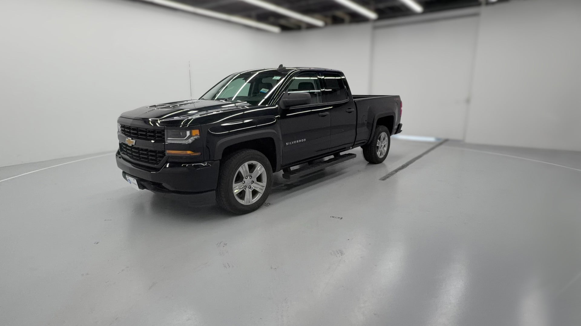 2018 Chevrolet Silverado 1500 Double Cab vehicle photo