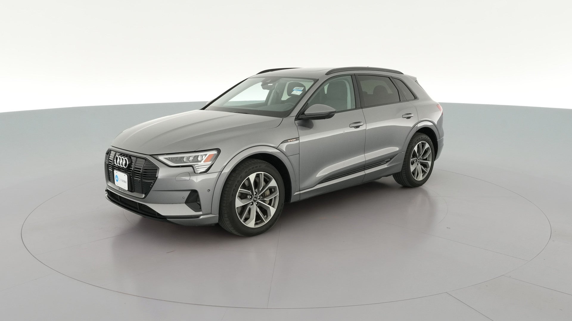2021 Audi e-tron vehicle photo