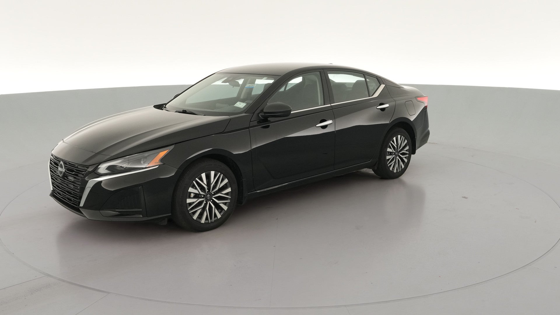 2024 Nissan Altima vehicle photo
