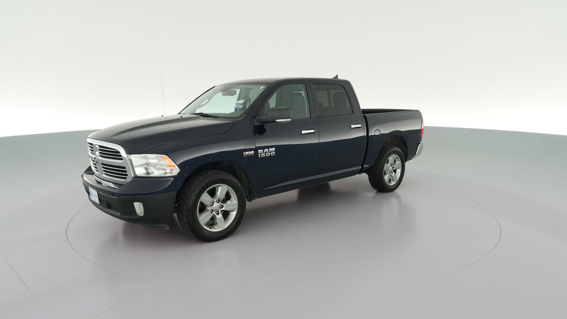 2018 Ram 1500 Crew Cab vehicle photo