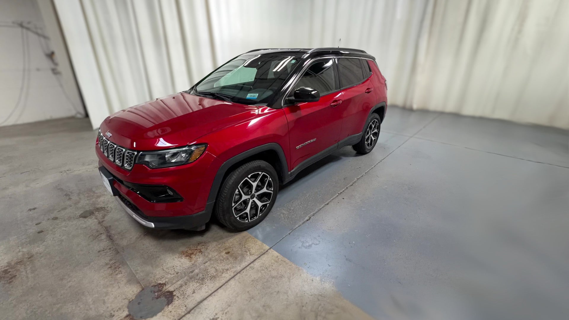 2025 Jeep Compass vehicle photo