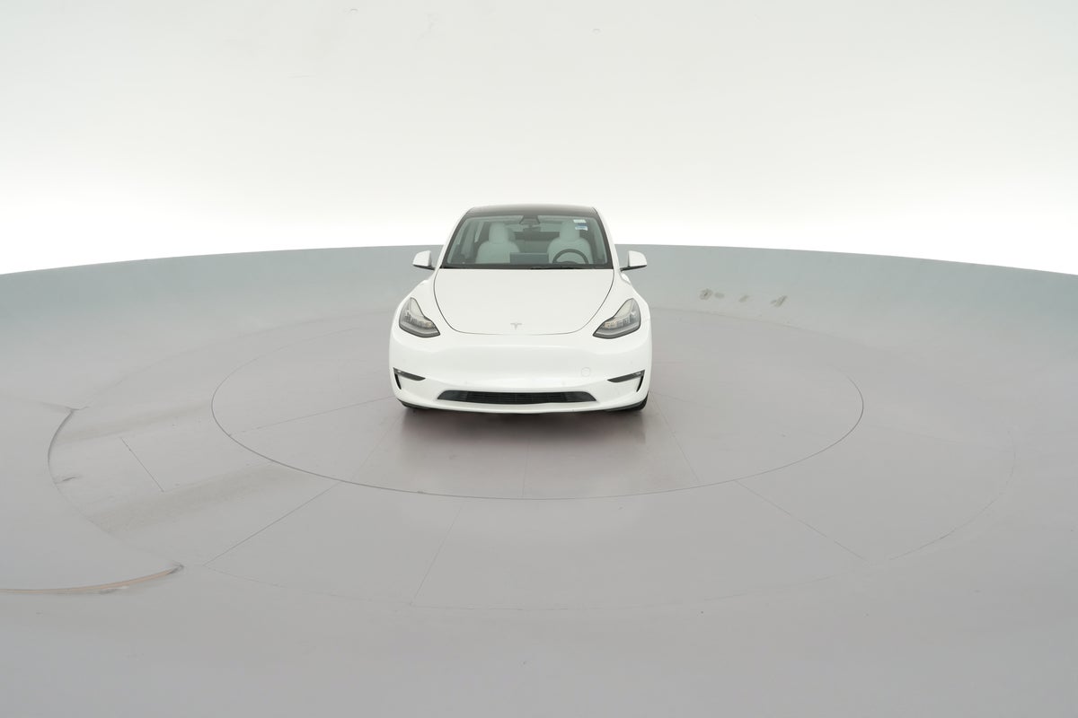 2021 Tesla Model Y Long Range All-Wheel Drive in Pearl White — 360° view 1
