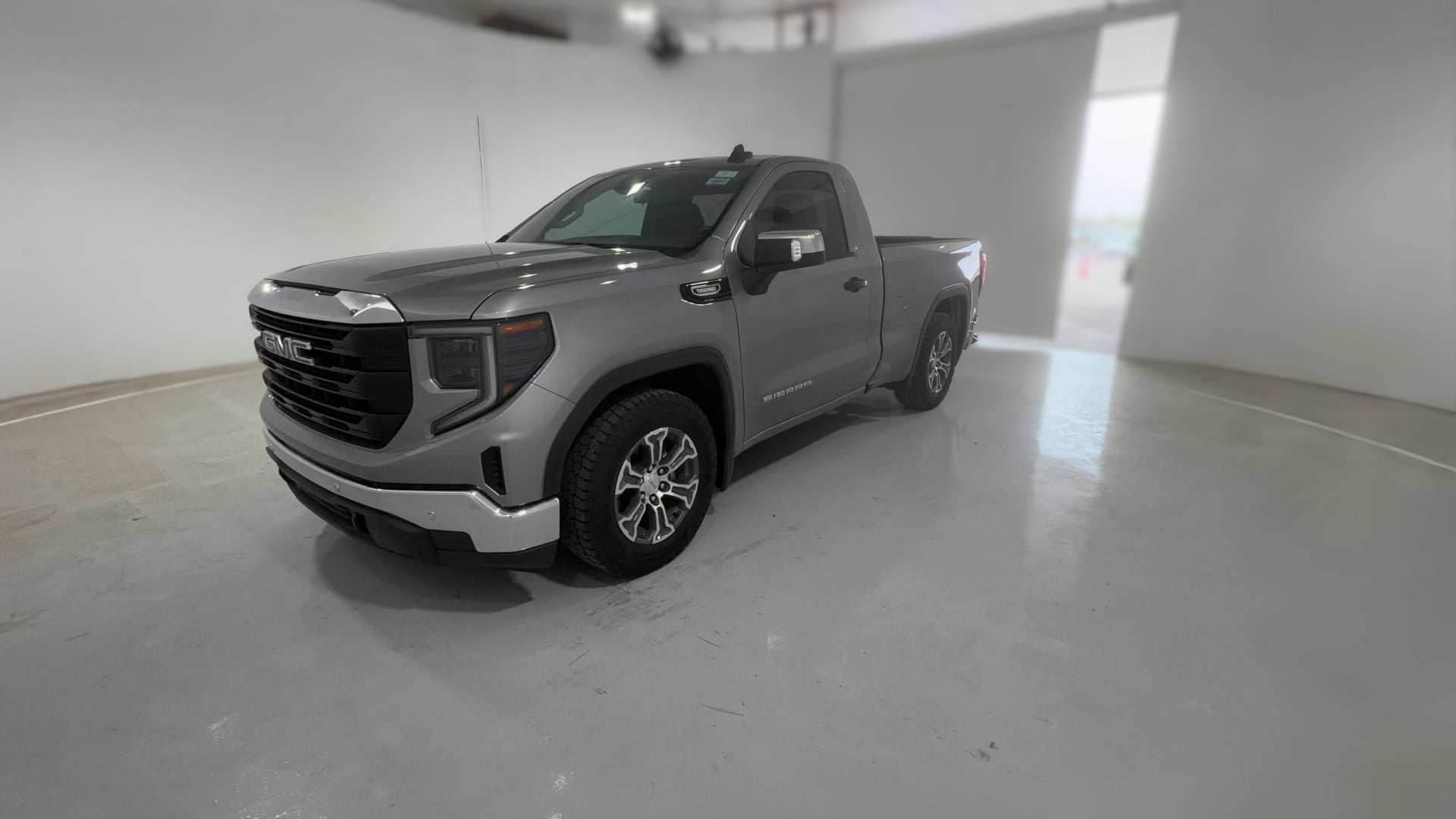 2026 GMC Sierra 1500 Regular Cab vehicle photo