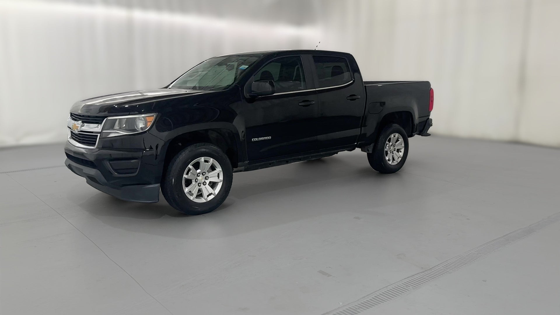 2017 Chevrolet Colorado Crew Cab vehicle photo
