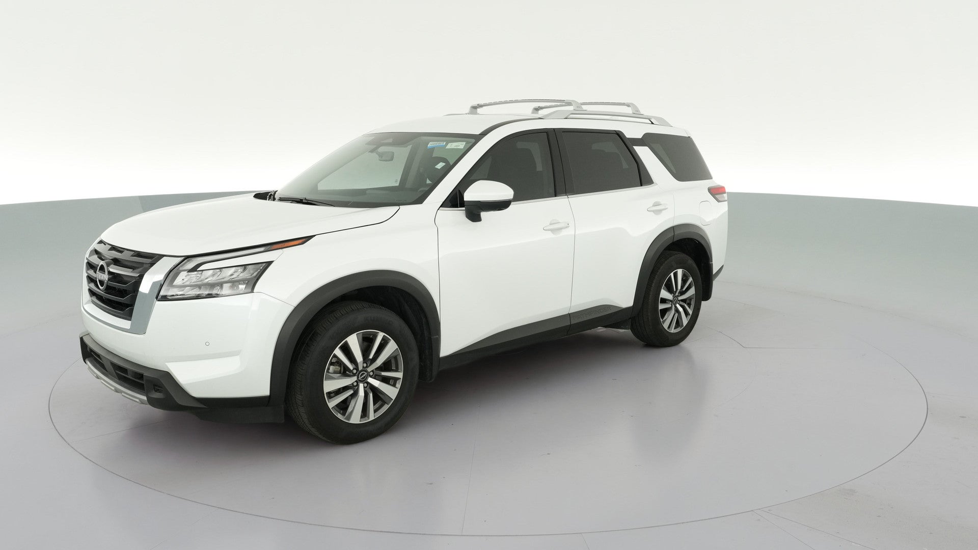 2025 Nissan Pathfinder vehicle photo