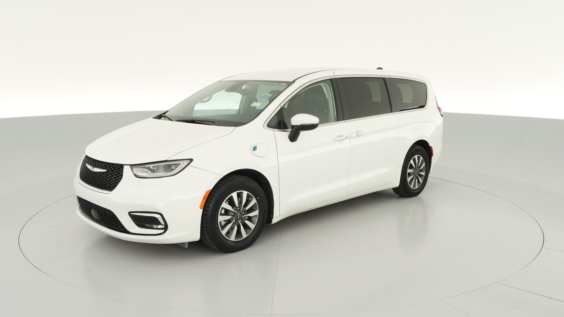 2023 Chrysler Pacifica Hybrid vehicle photo