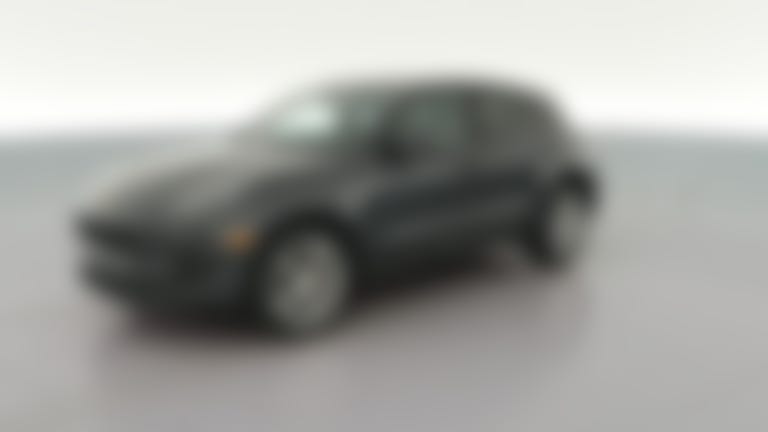 2022 Porsche Macan vehicle photo