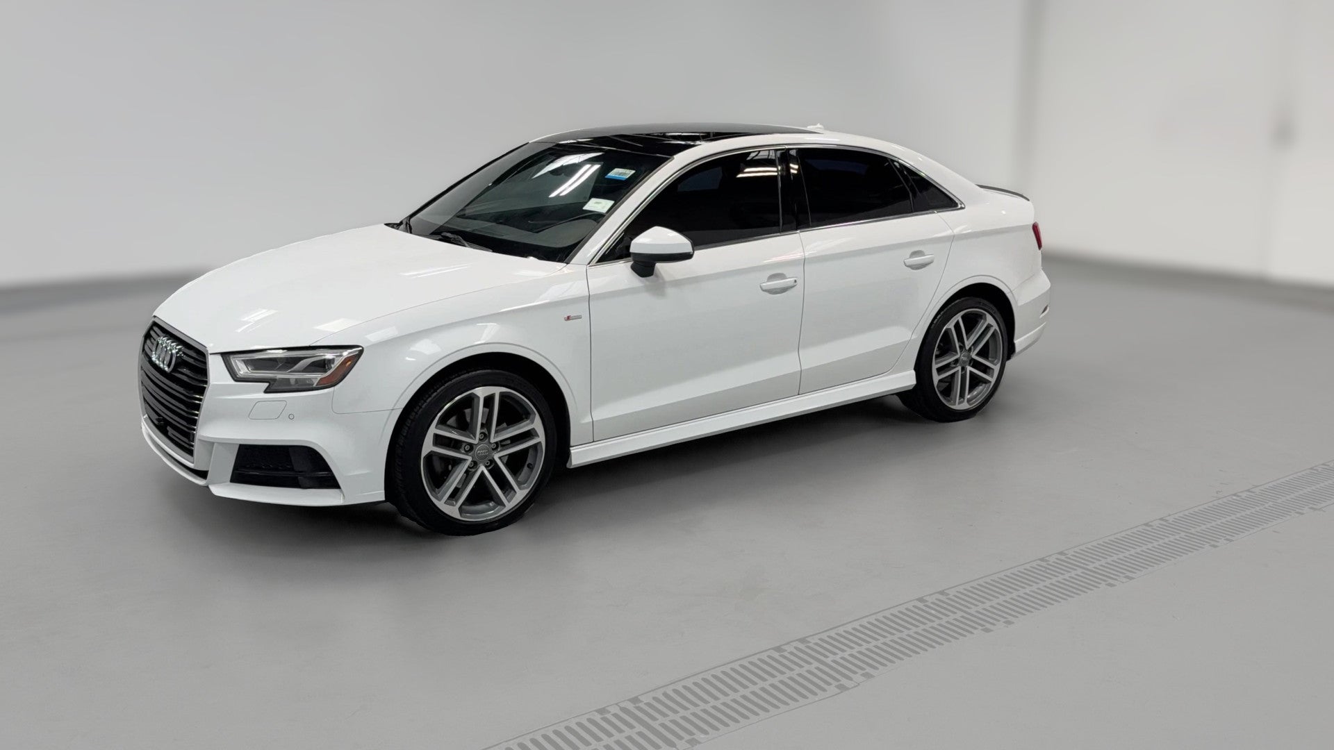 2018 Audi A3 vehicle photo