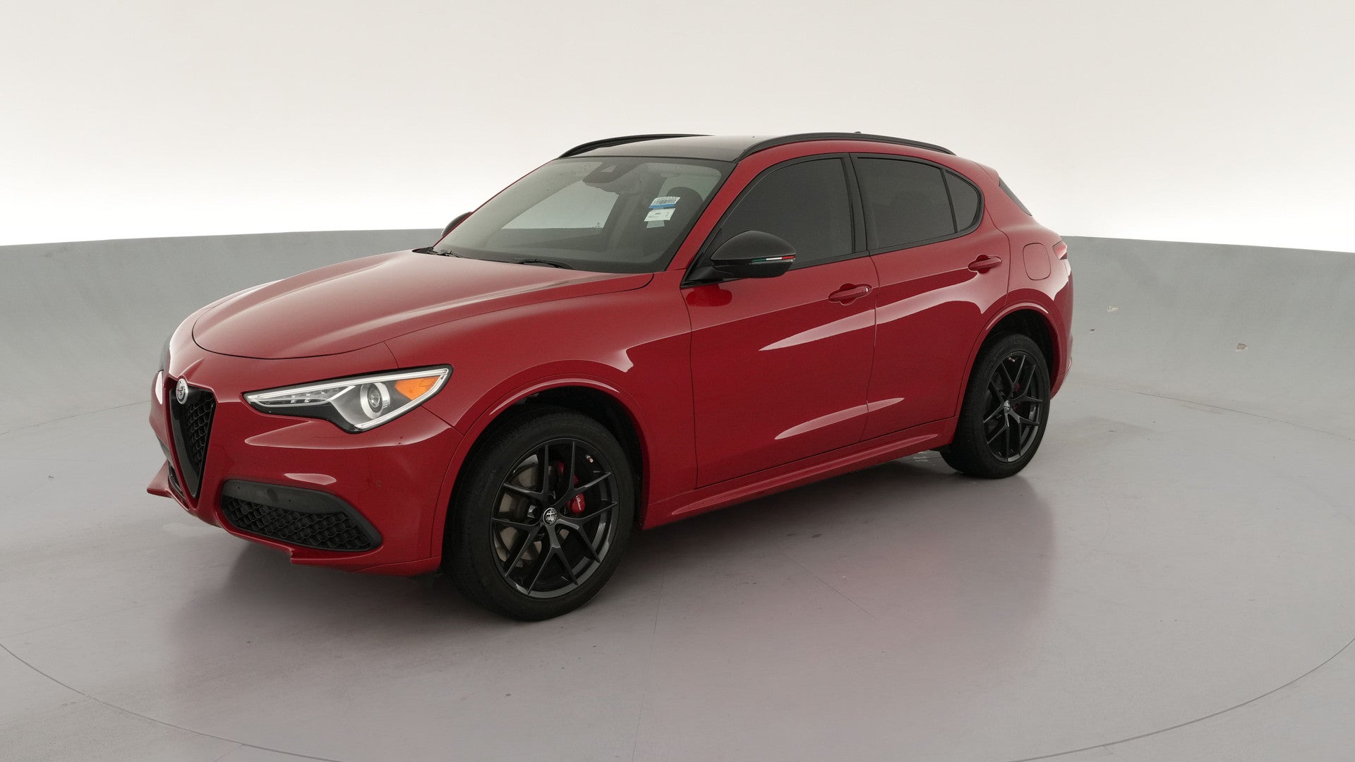 2021 Alfa Romeo Stelvio vehicle photo