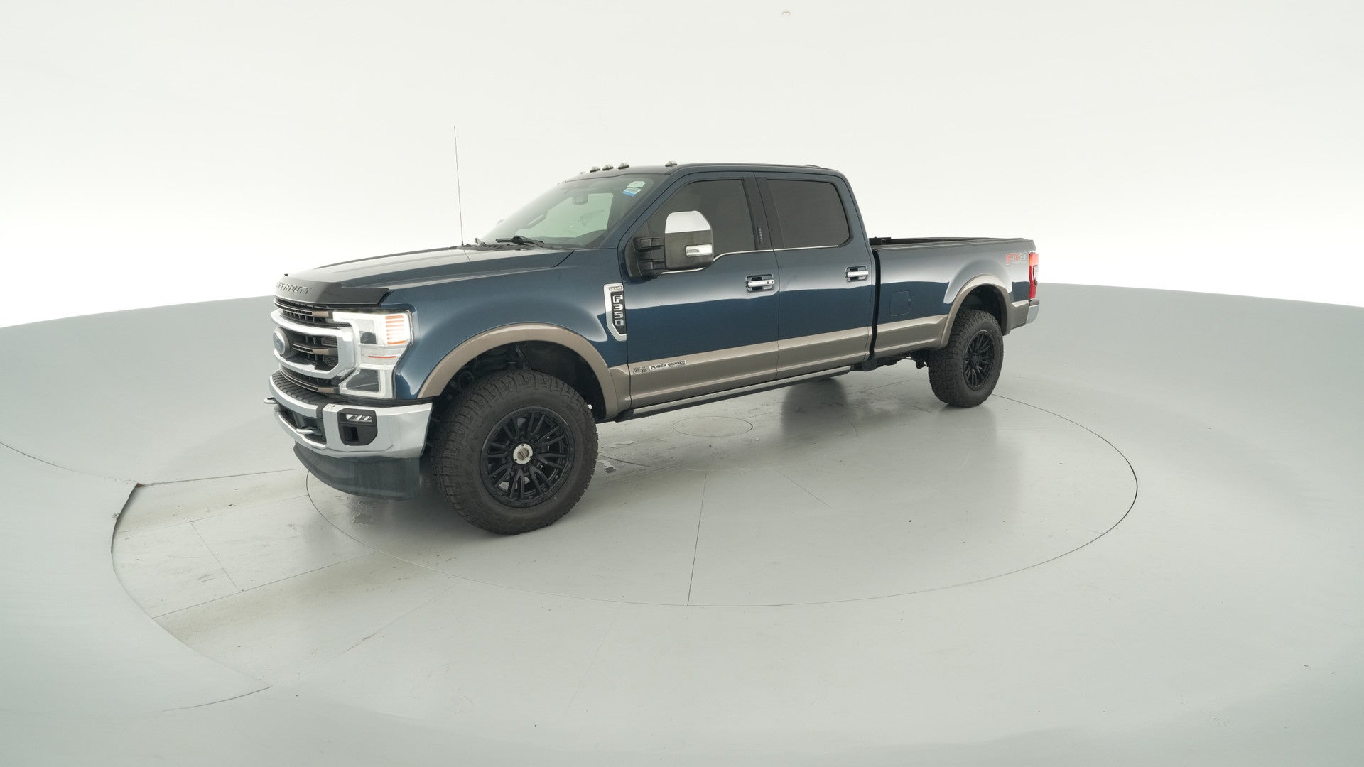 2020 Ford F350 Super Duty Crew Cab vehicle photo