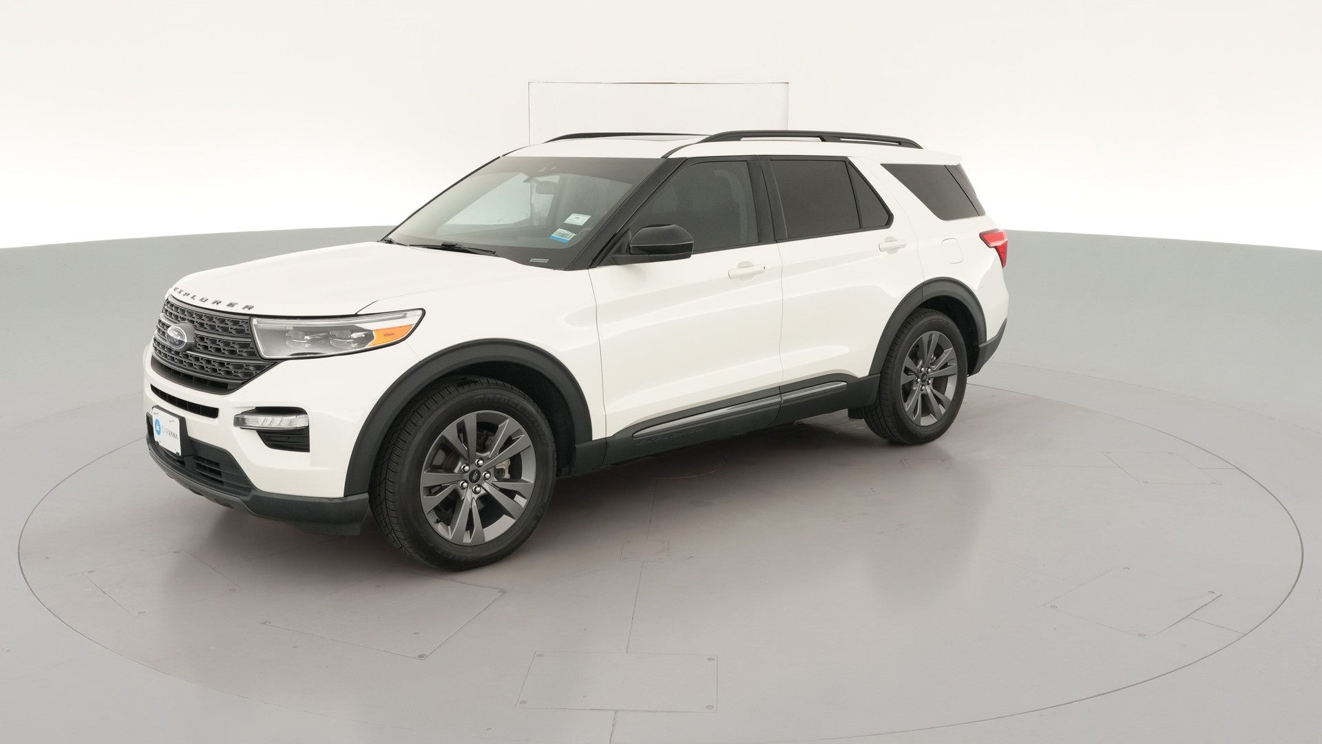 2022 Ford Explorer vehicle photo