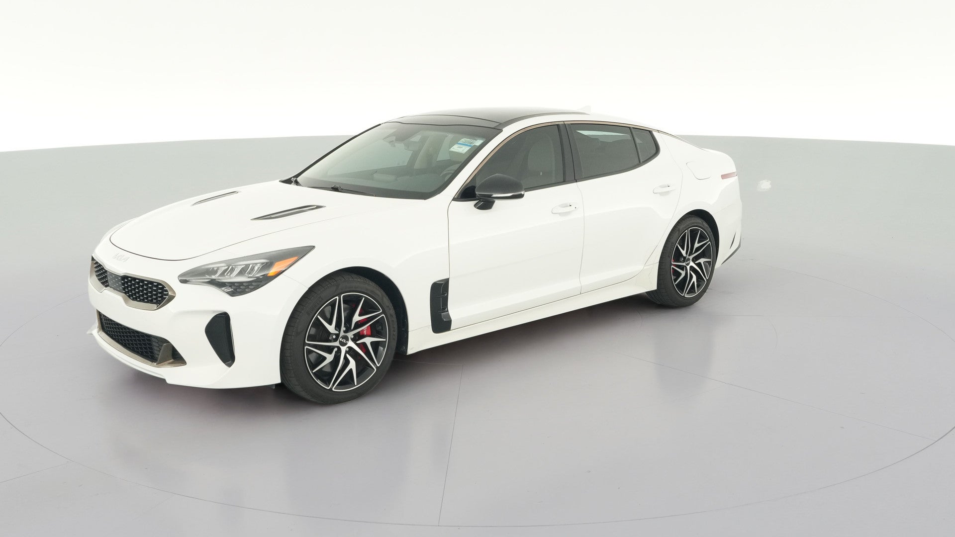 2023 Kia Stinger vehicle photo