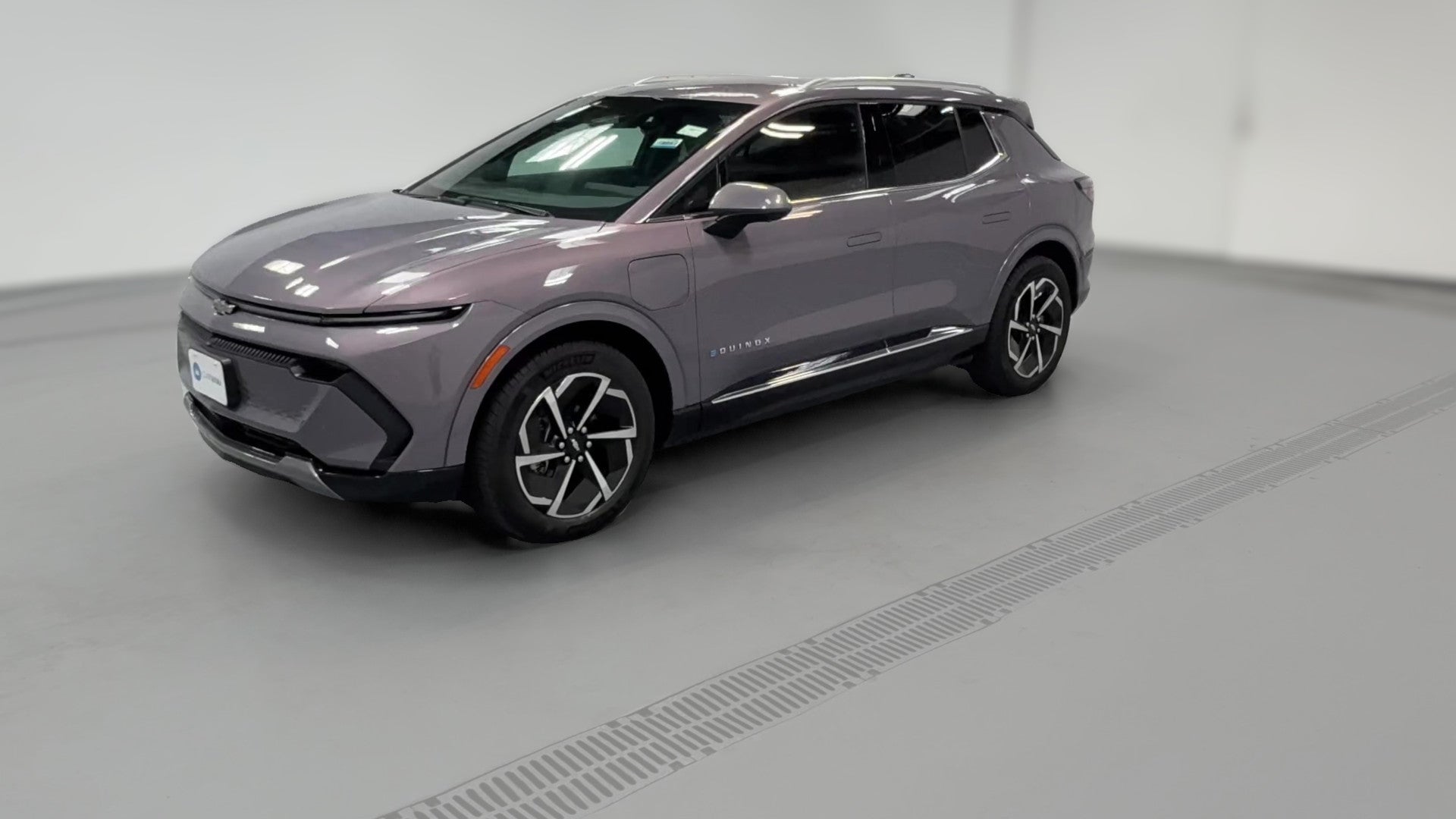 2024 Chevrolet Equinox EV vehicle photo