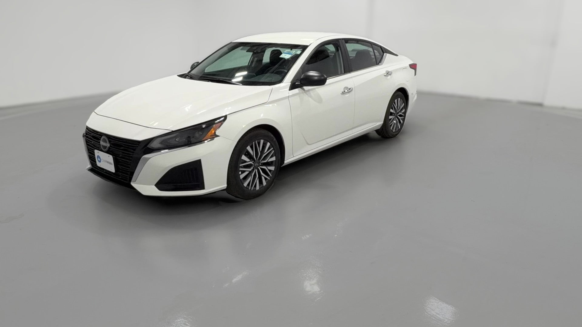 2025 Nissan Altima vehicle photo