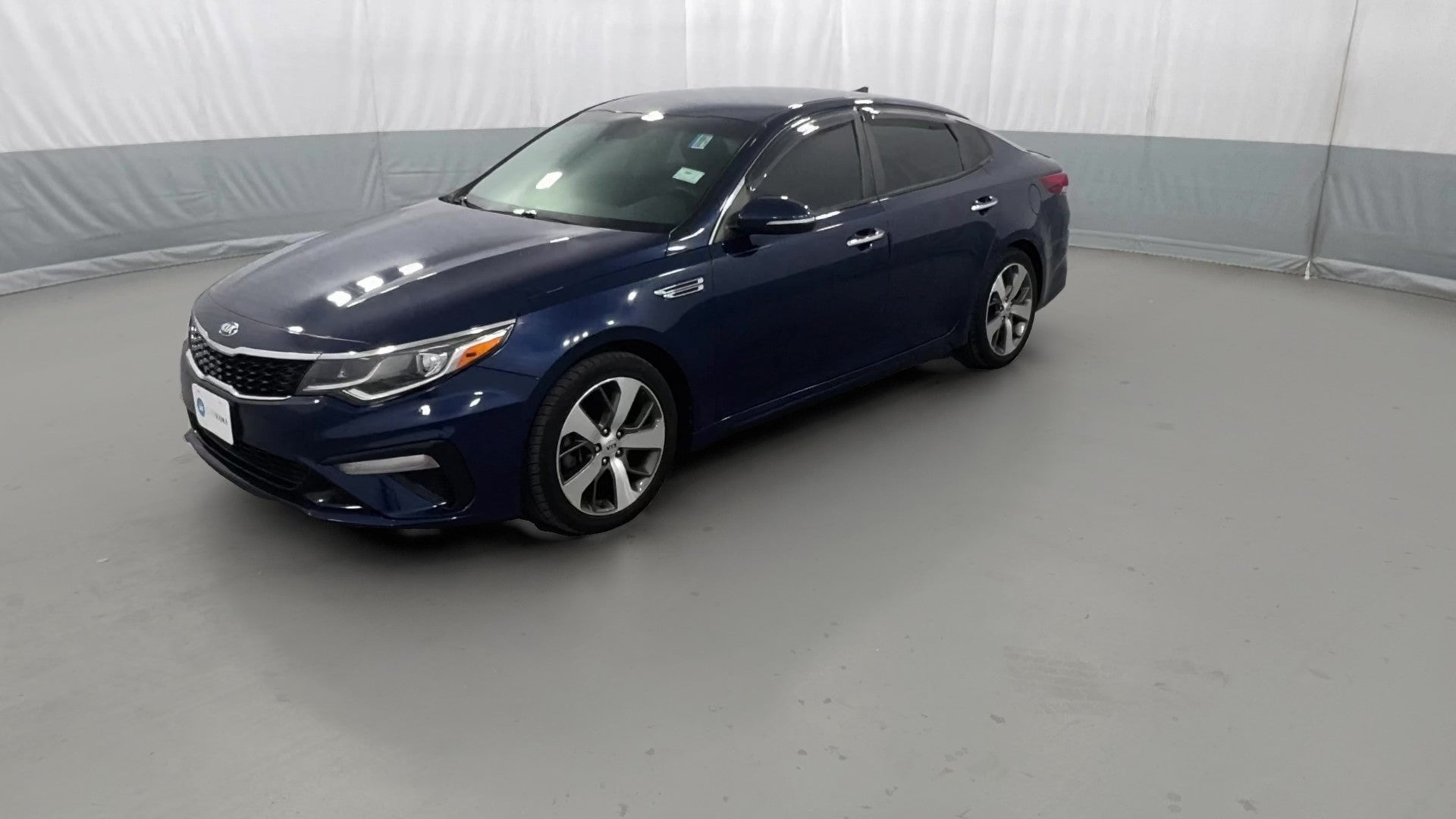 2019 Kia Optima vehicle photo