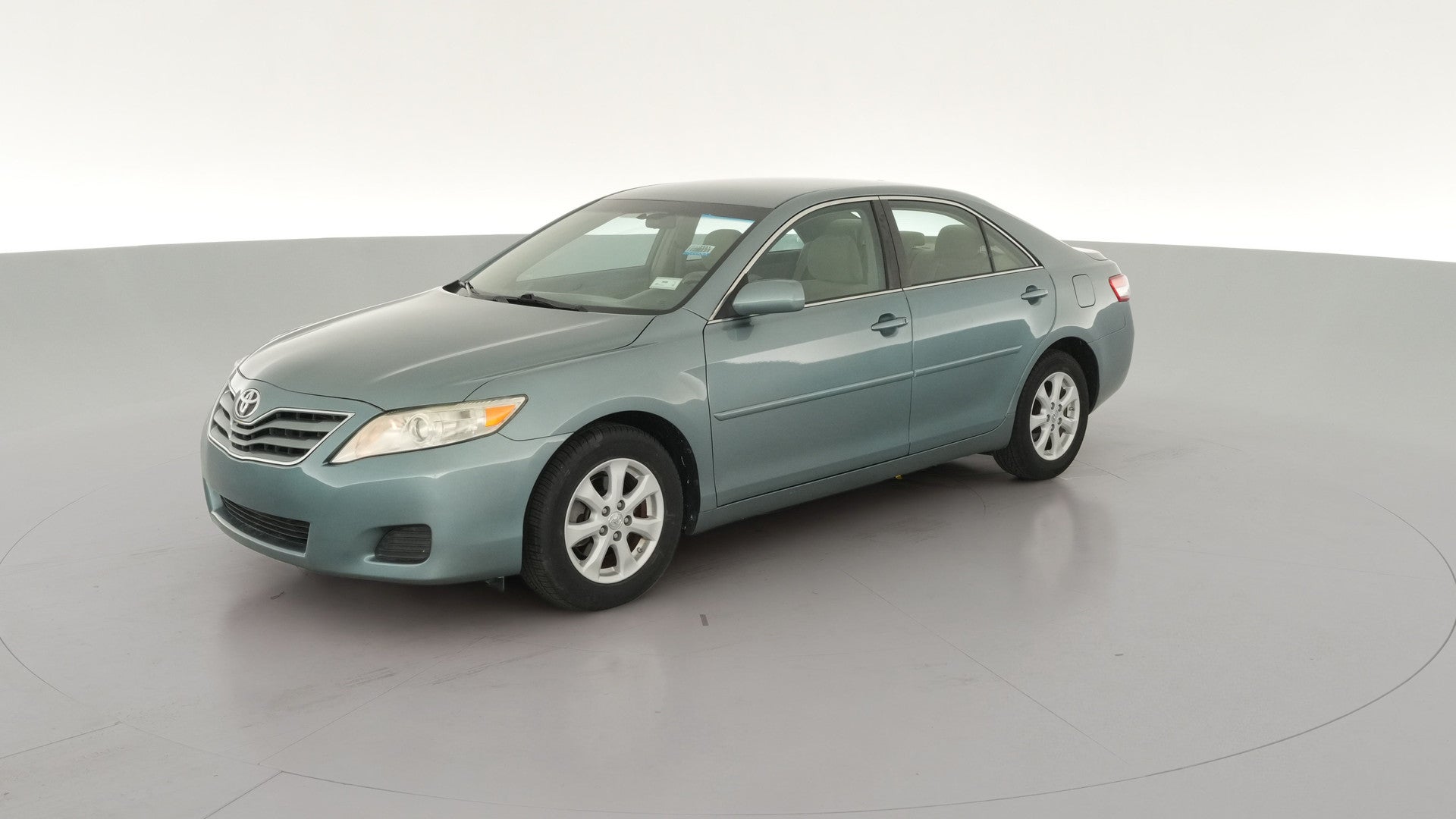 2011 Toyota Camry vehicle photo