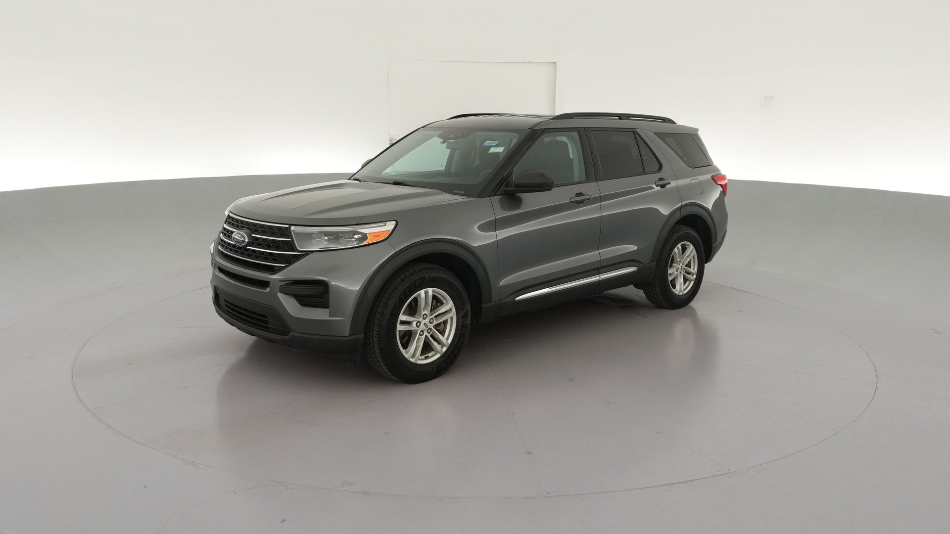 2022 Ford Explorer vehicle photo