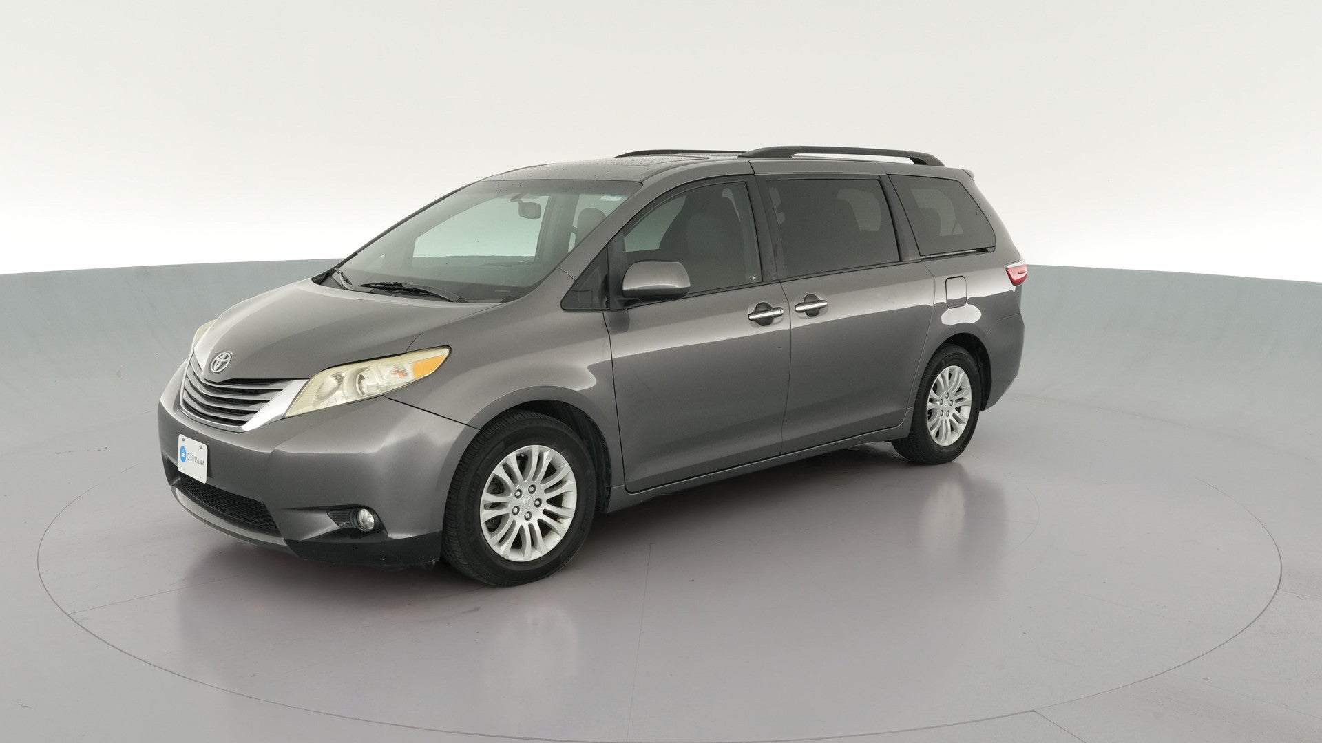 2017 Toyota Sienna vehicle photo