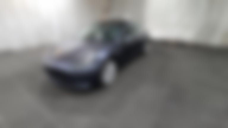 2018 Tesla Model 3 vehicle photo
