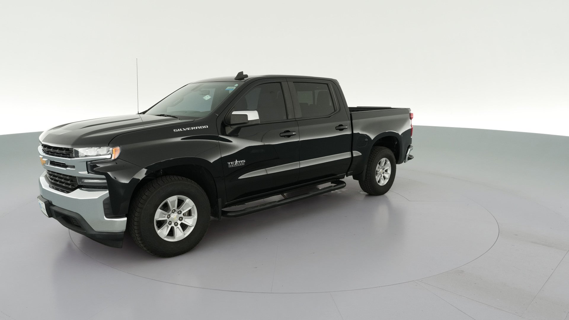 2020 Chevrolet Silverado 1500 Crew Cab vehicle photo