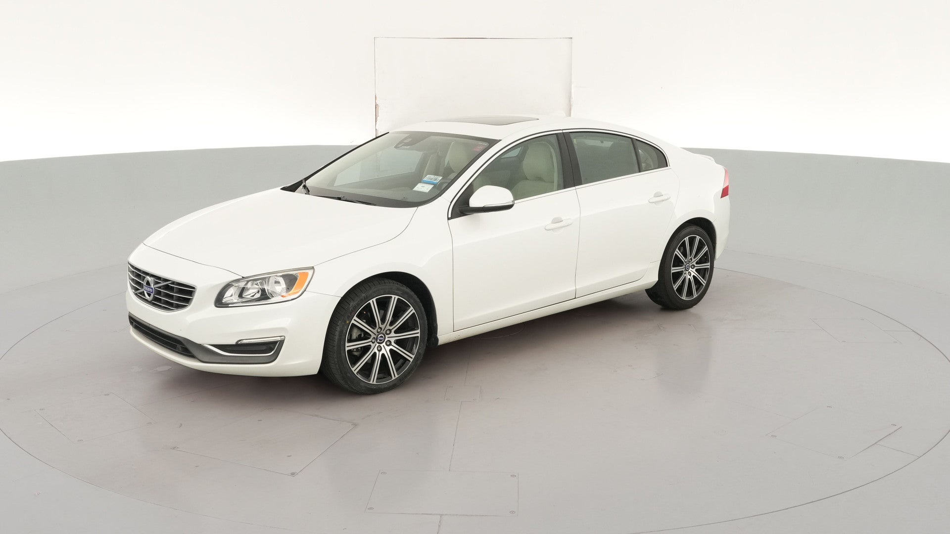 2017 Volvo S60 vehicle photo