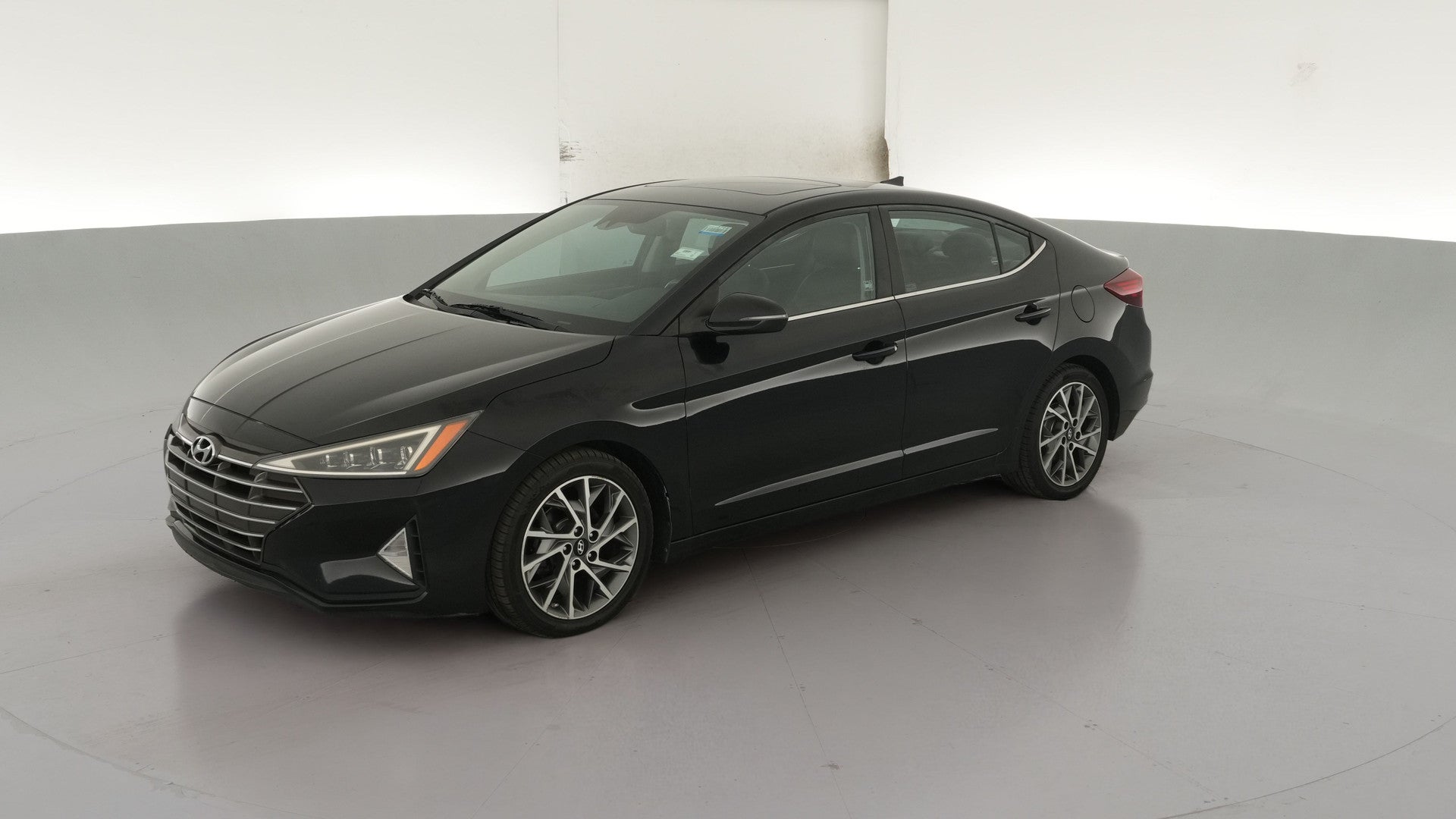 2019 Hyundai Elantra vehicle photo