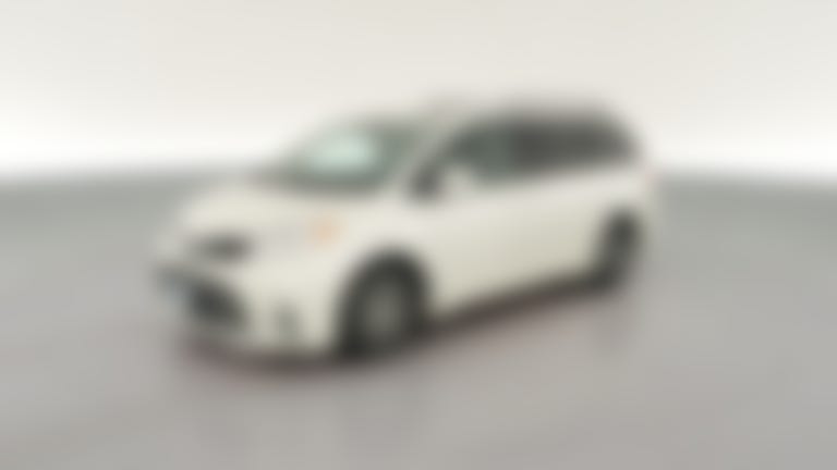 2019 Toyota Sienna vehicle photo