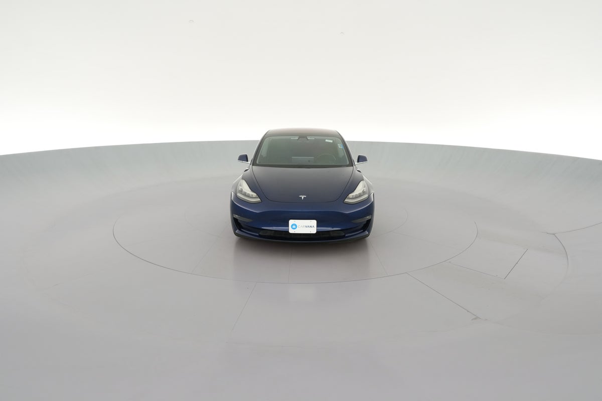 2018 Tesla Model 3 Long Range Rear-Wheel Drive in Deep Blue Metallic — 360° view 1