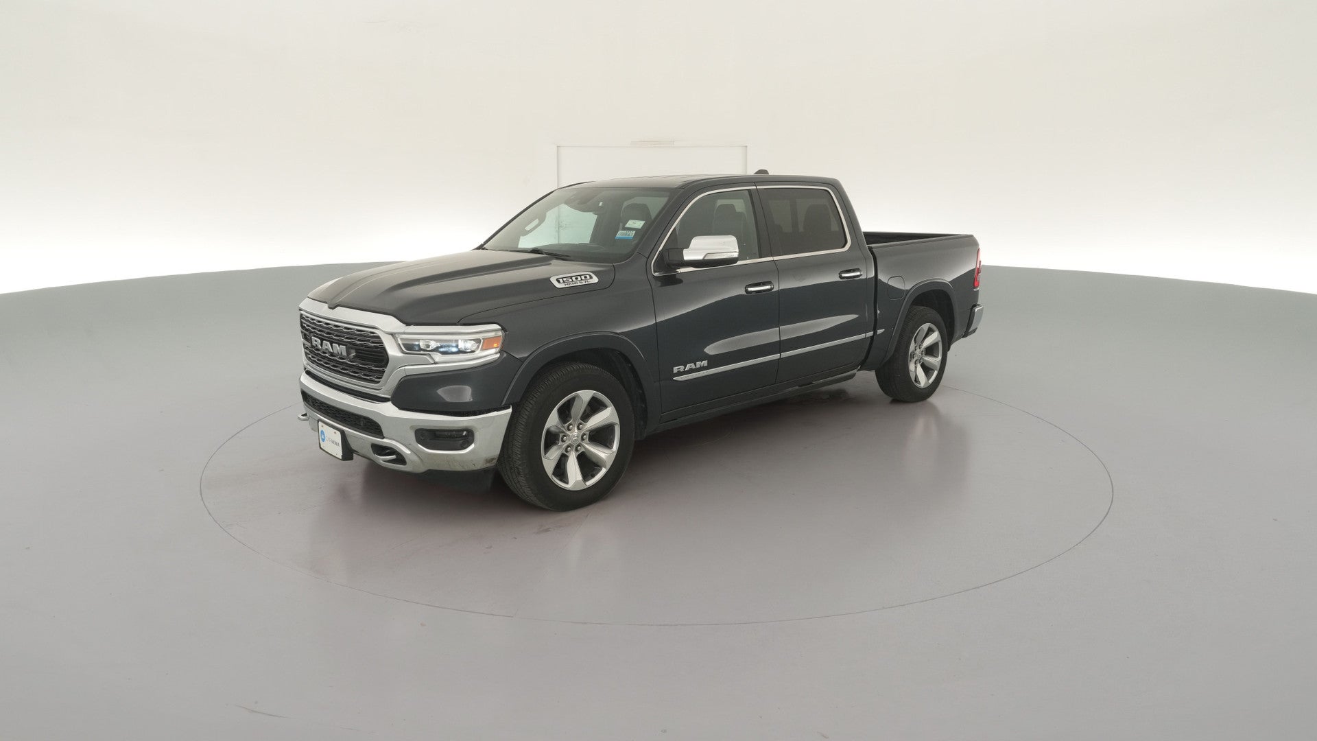 2019 Ram 1500 Crew Cab vehicle photo