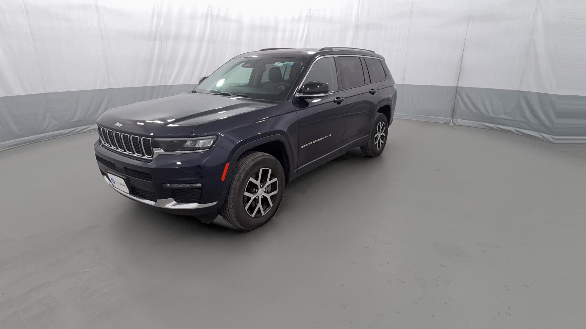 2023 Jeep Grand Cherokee L vehicle photo