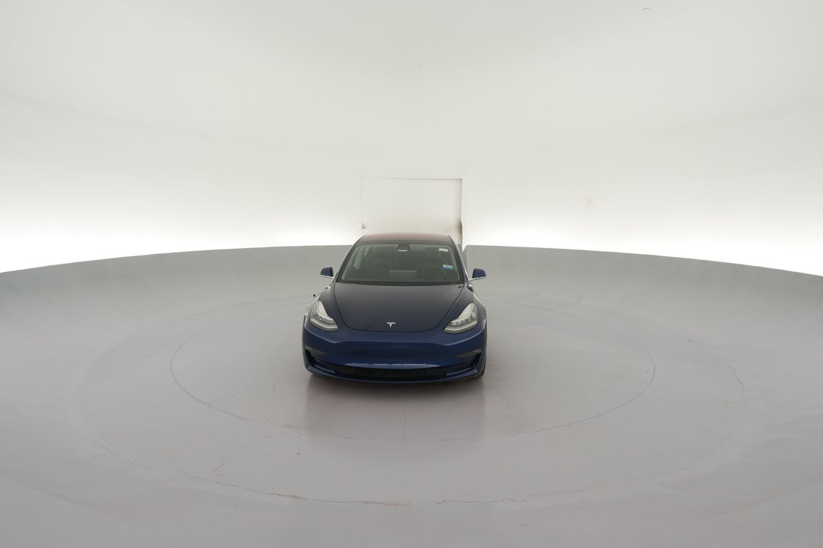 2019 Tesla Model 3 Long Range All-Wheel Drive in Deep Blue Metallic — 360° view 1