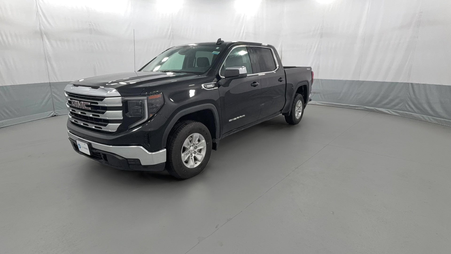 2024 GMC Sierra 1500 Crew Cab vehicle photo