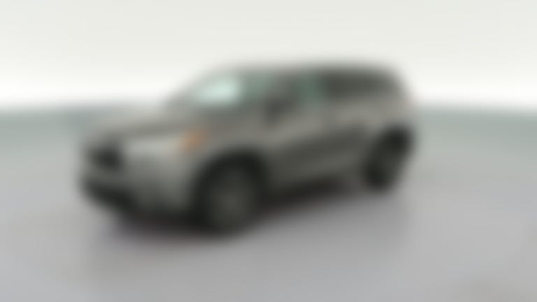 2016 Toyota Highlander vehicle photo