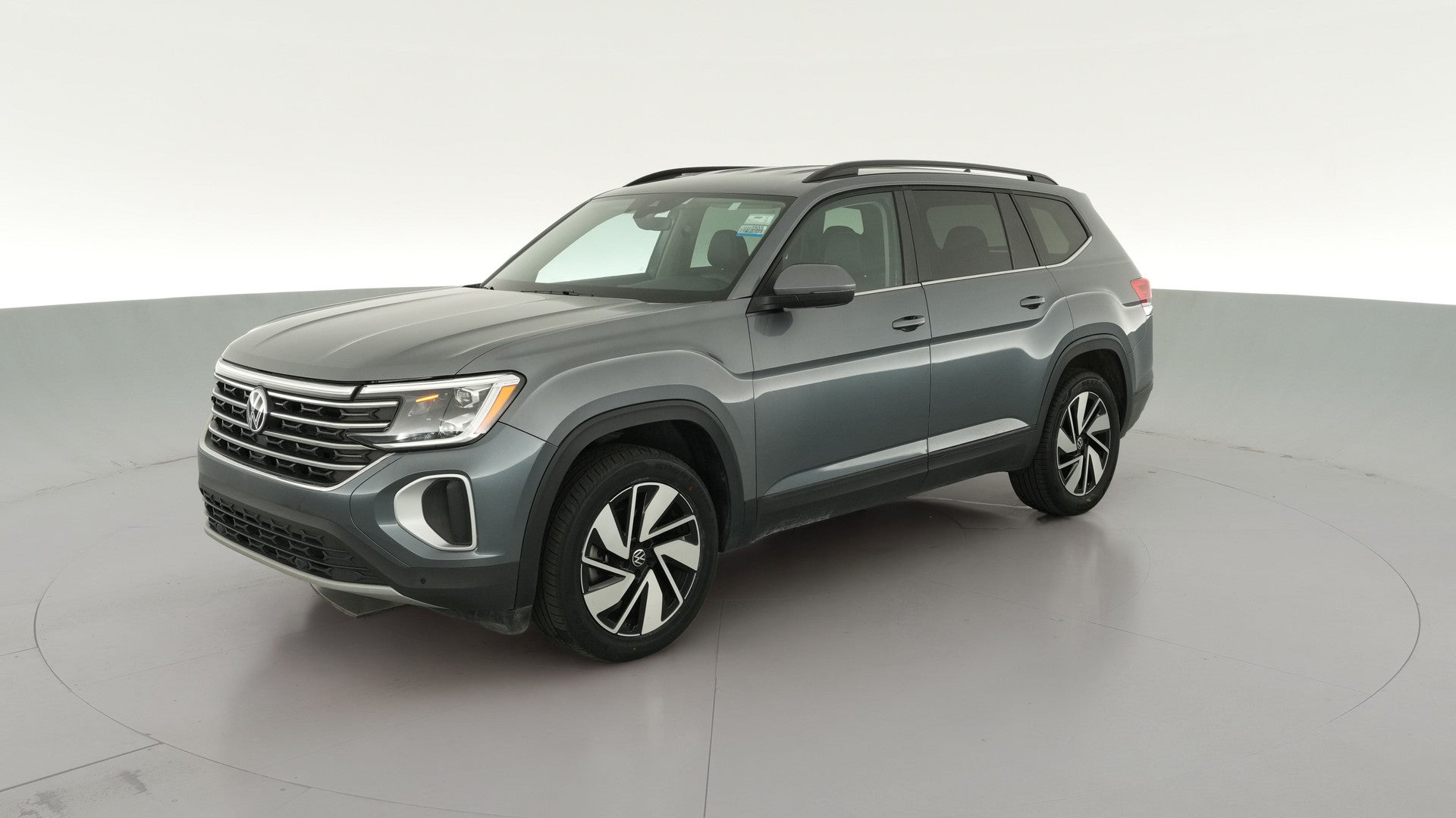2025 Volkswagen Atlas vehicle photo