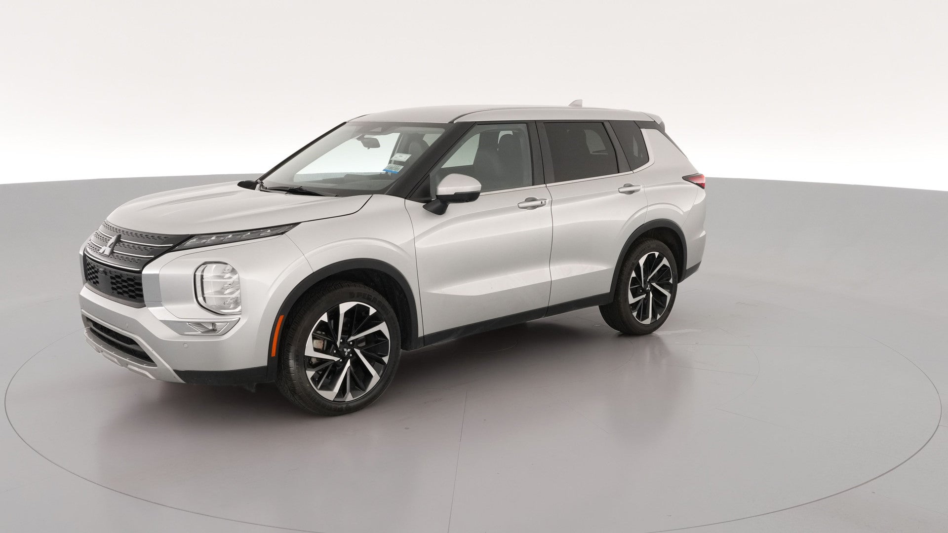 2024 Mitsubishi Outlander vehicle photo