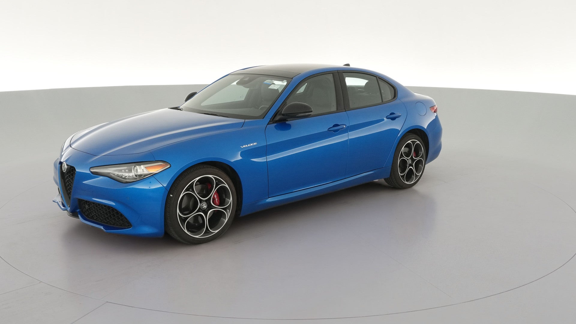 2022 Alfa Romeo Giulia vehicle photo