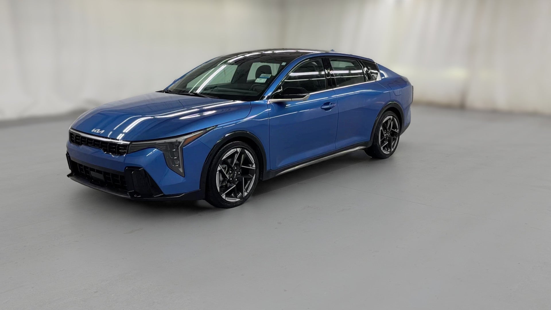 2025 Kia K4 vehicle photo