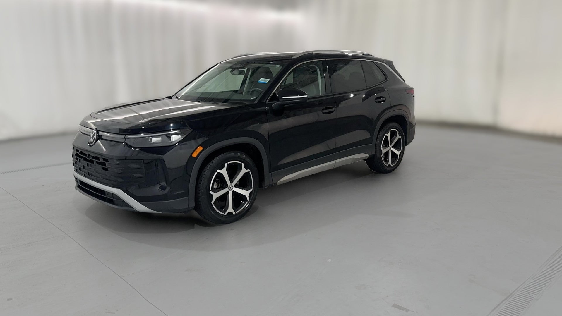2026 Volkswagen Tiguan vehicle photo