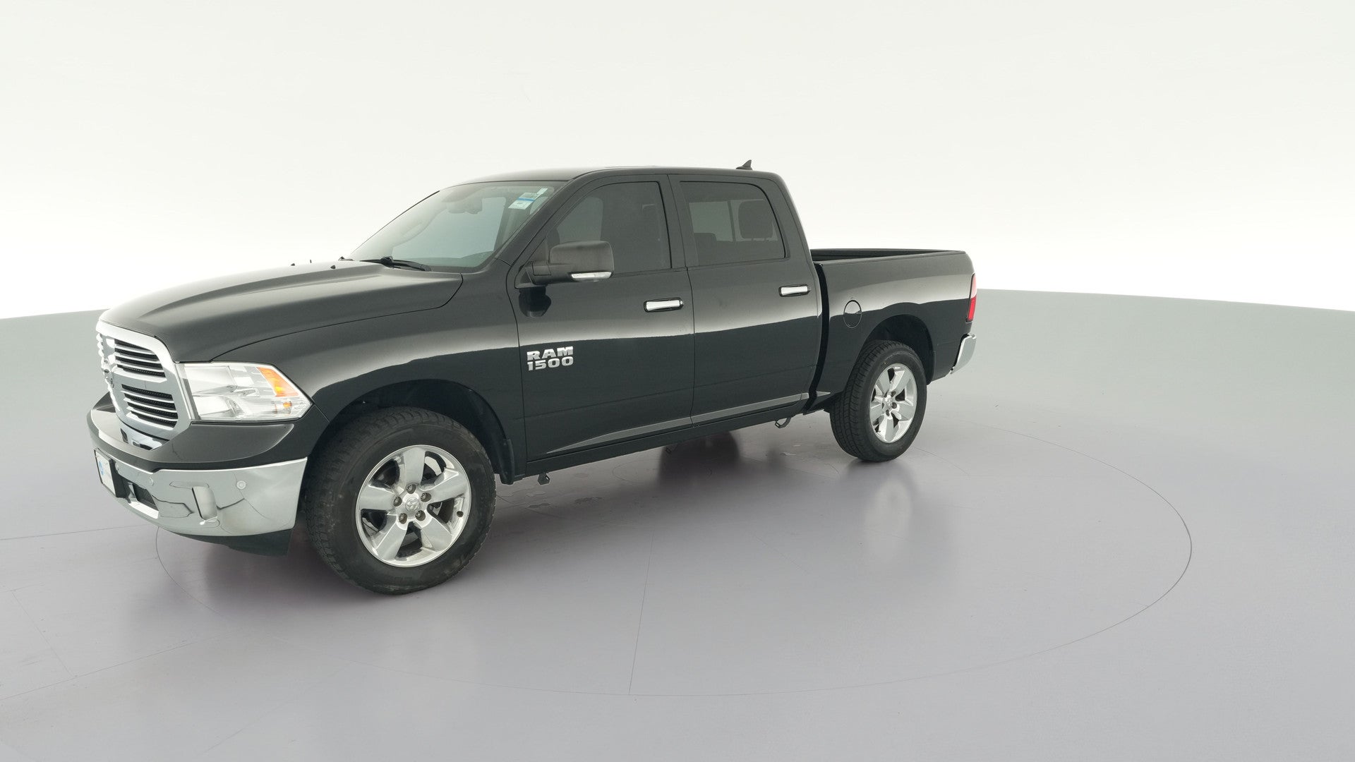 2017 Ram 1500 Crew Cab vehicle photo