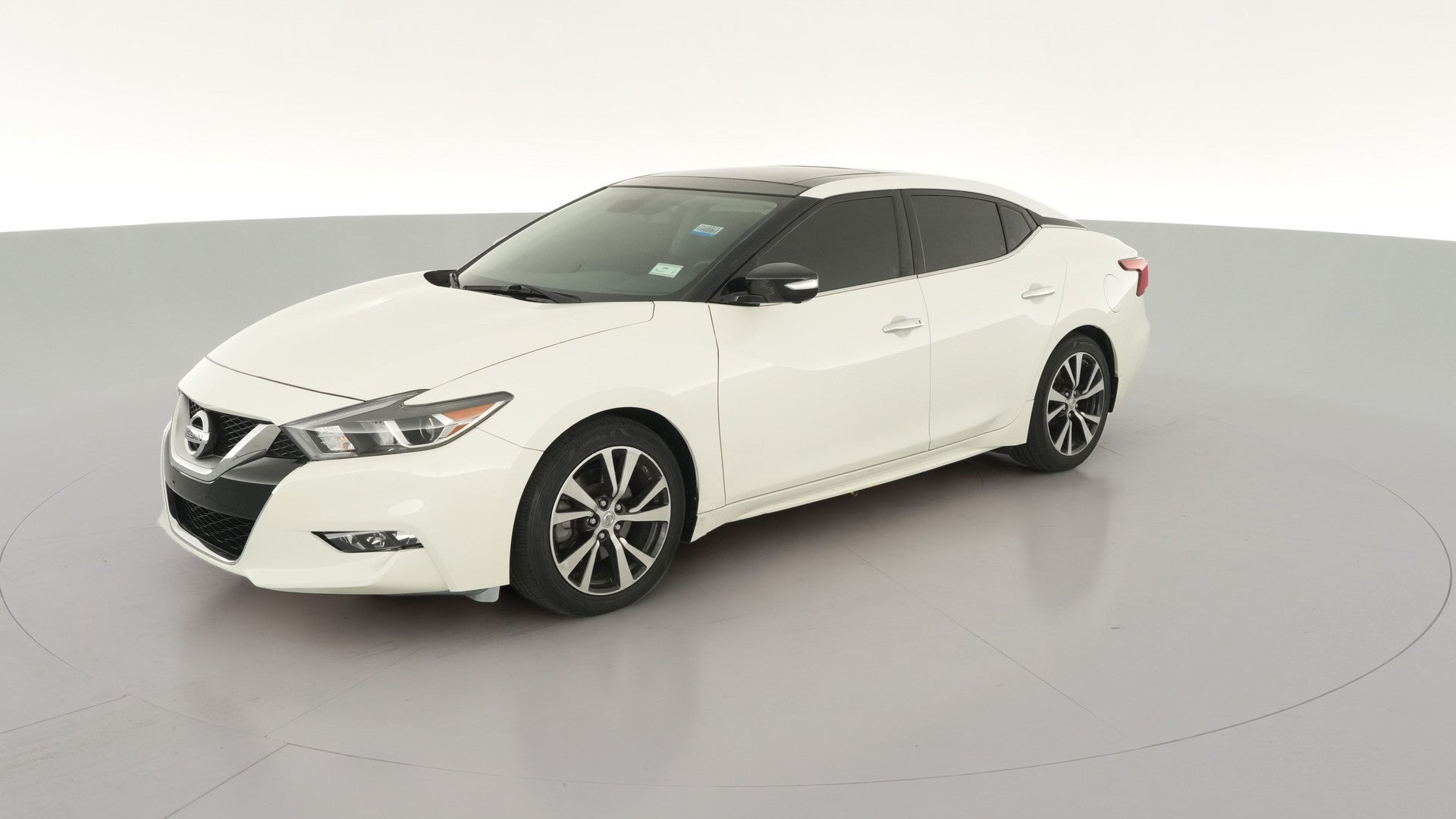2016 Nissan Maxima vehicle photo