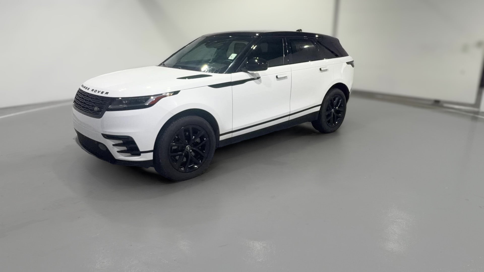 2024 Land Rover Range Rover Velar vehicle photo