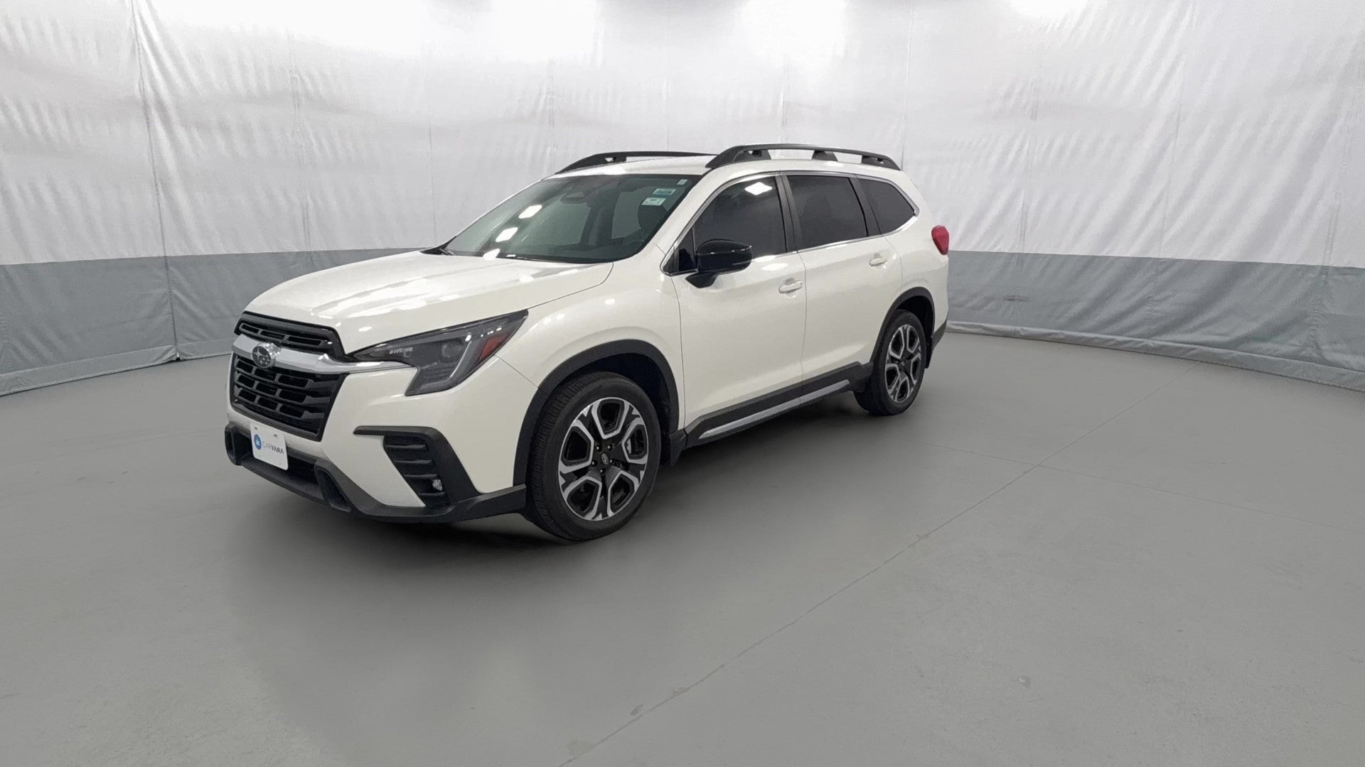 2024 Subaru Ascent vehicle photo