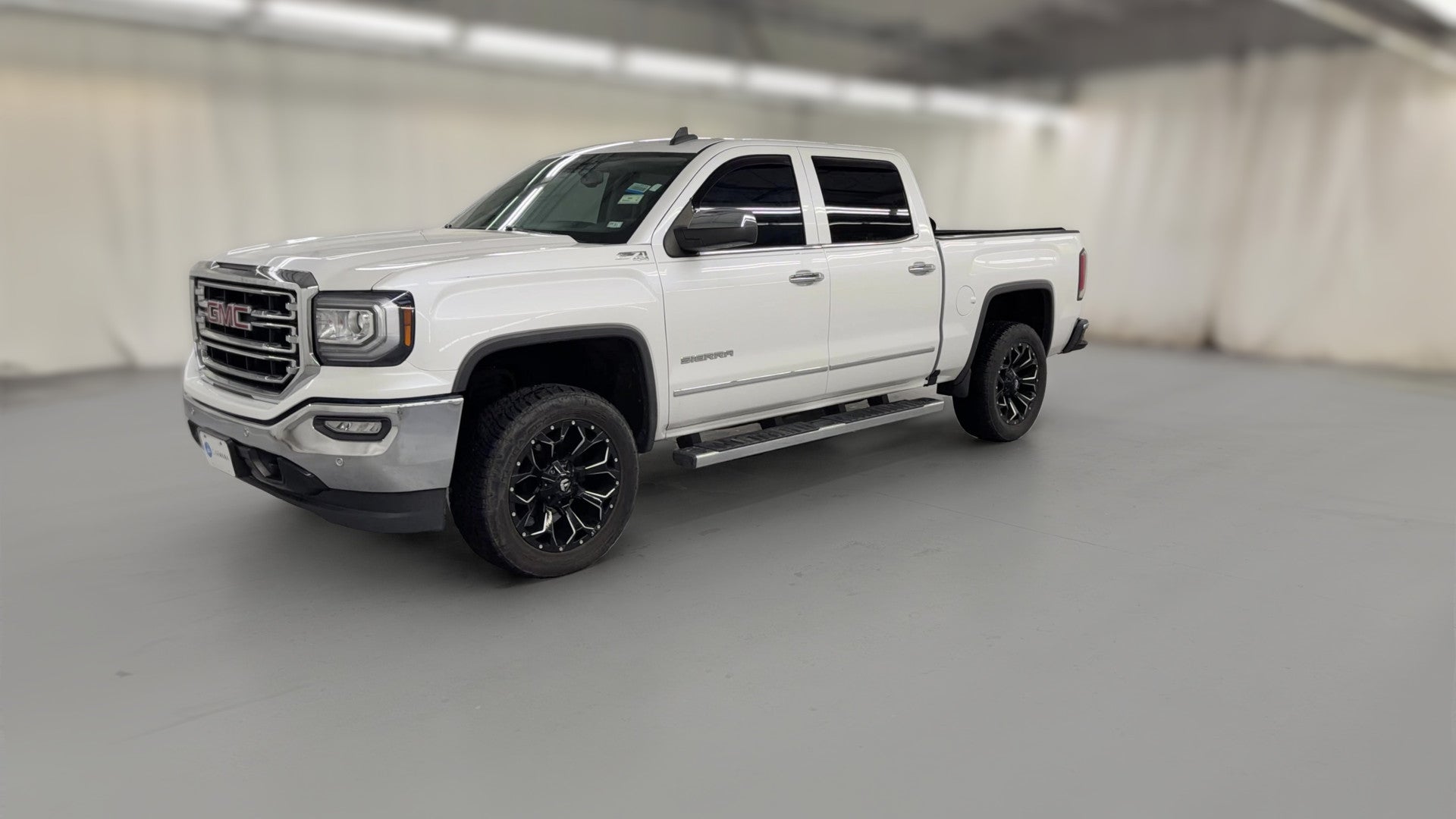 2018 GMC Sierra 1500 Crew Cab vehicle photo