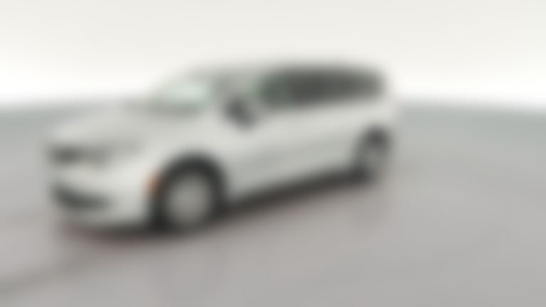 2023 Chrysler Voyager vehicle photo