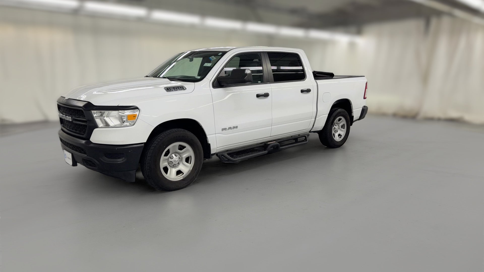 2022 Ram 1500 Crew Cab vehicle photo