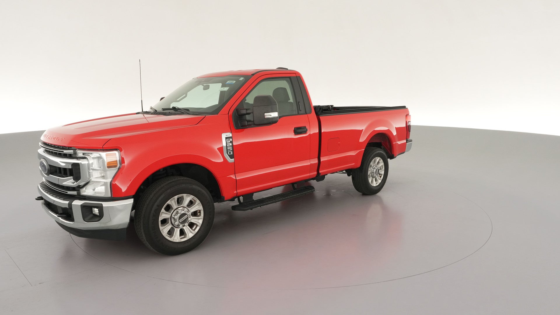 2022 Ford F250 Super Duty Regular Cab vehicle photo