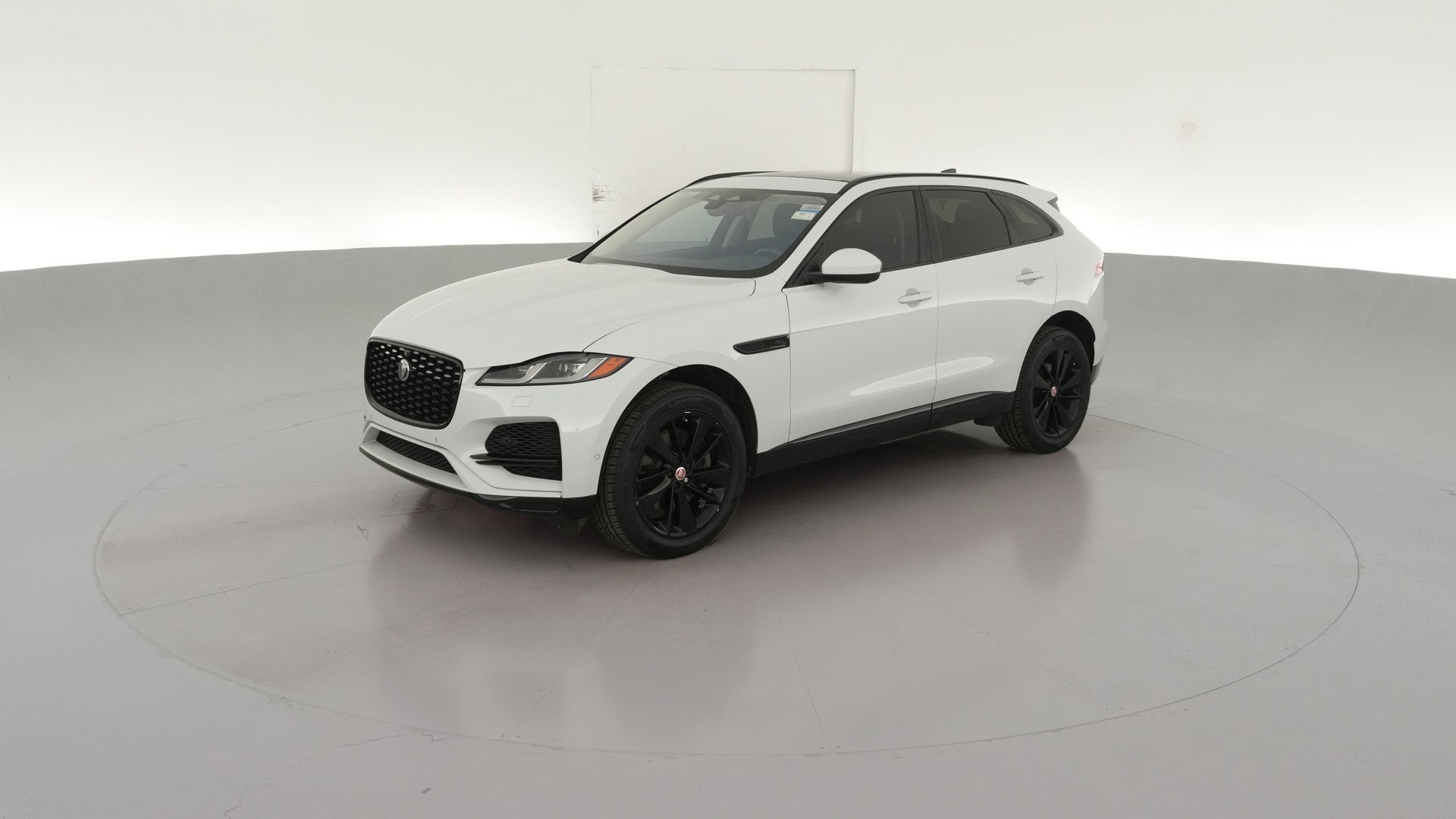 2021 Jaguar F-PACE vehicle photo